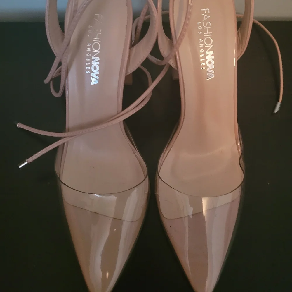 Heels - Picture 1 of 1
